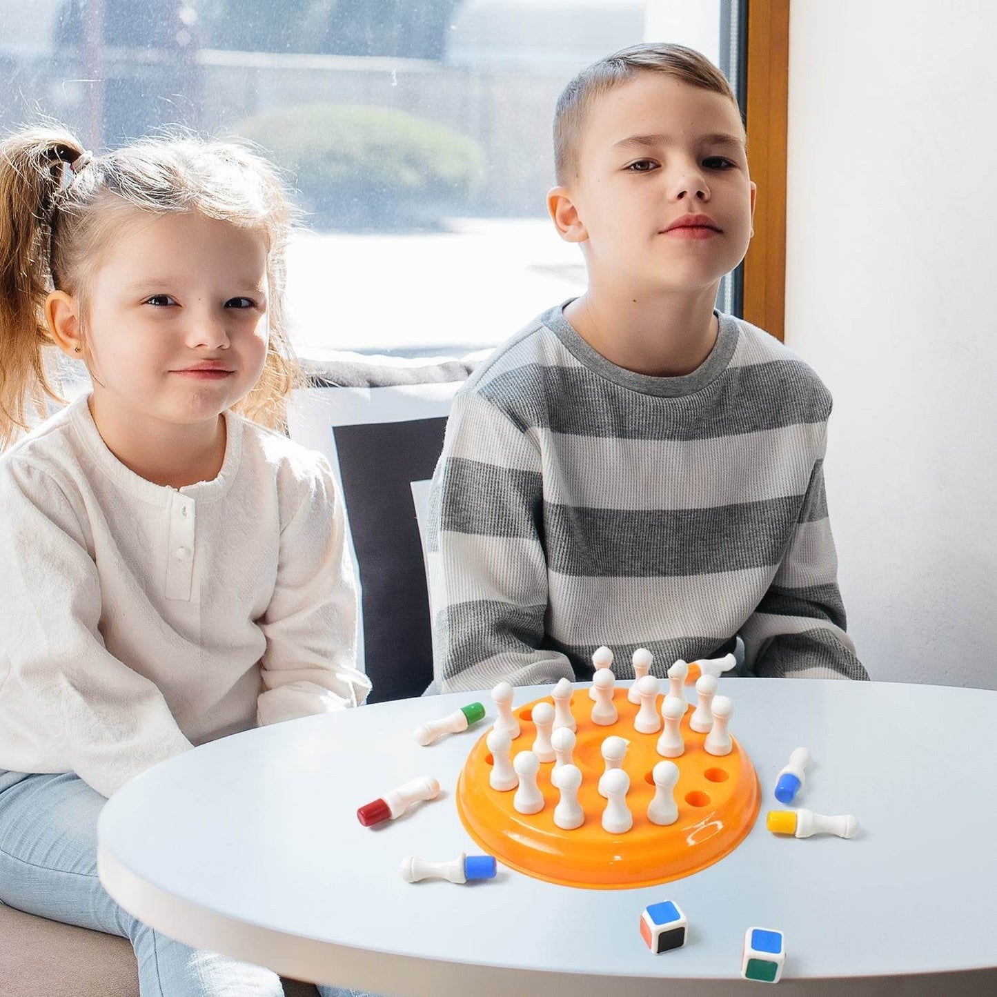 Plastic Brain Teaser Memory Chess Game (1 Set) - Gadgetspiremart