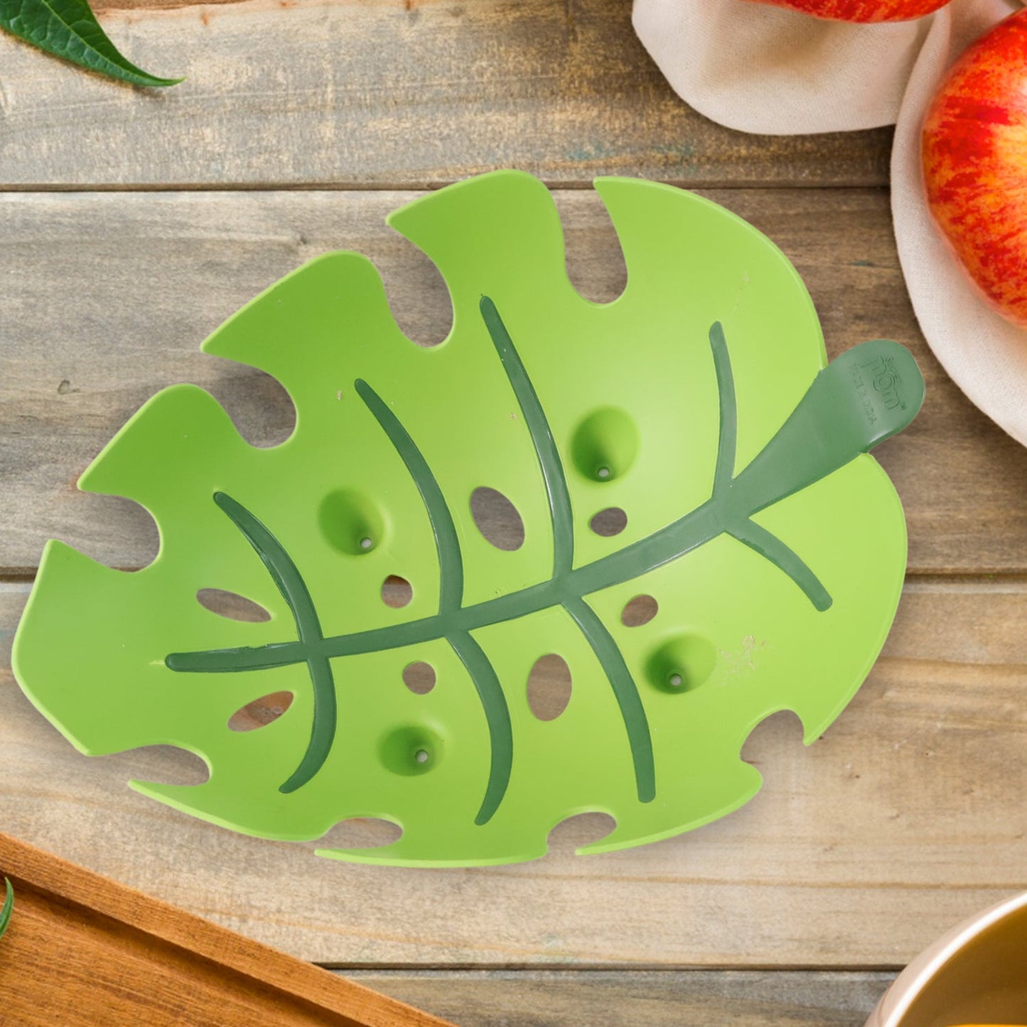 Leaf Pattern Fruit Bowl