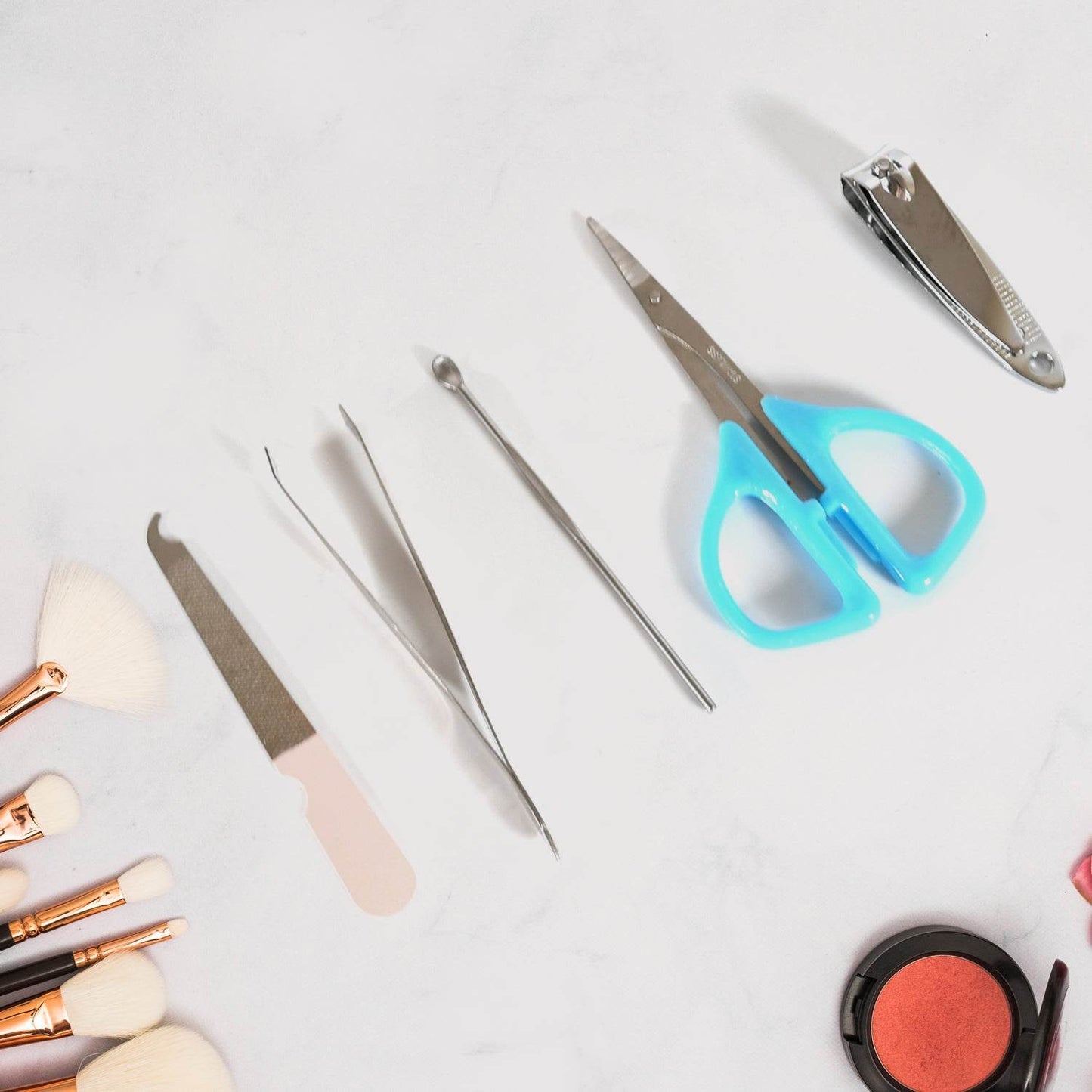 5 IN 1 Stainless Steel Professional Manicure Set, Nail Cutter For Women, Nail Scissors, Luxury Grooming Kit - Gadgetspiremart