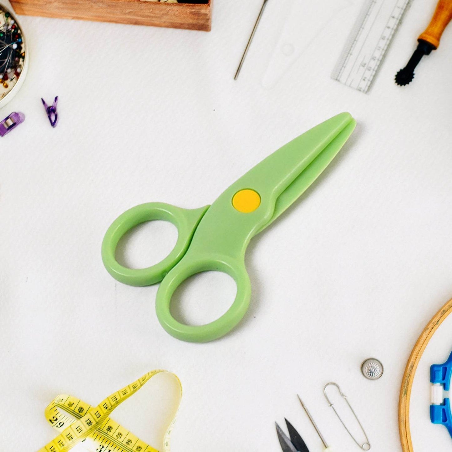 Plastic Safety Scissor, Pre-school Training Scissors (1 Pc) - Gadgetspiremart