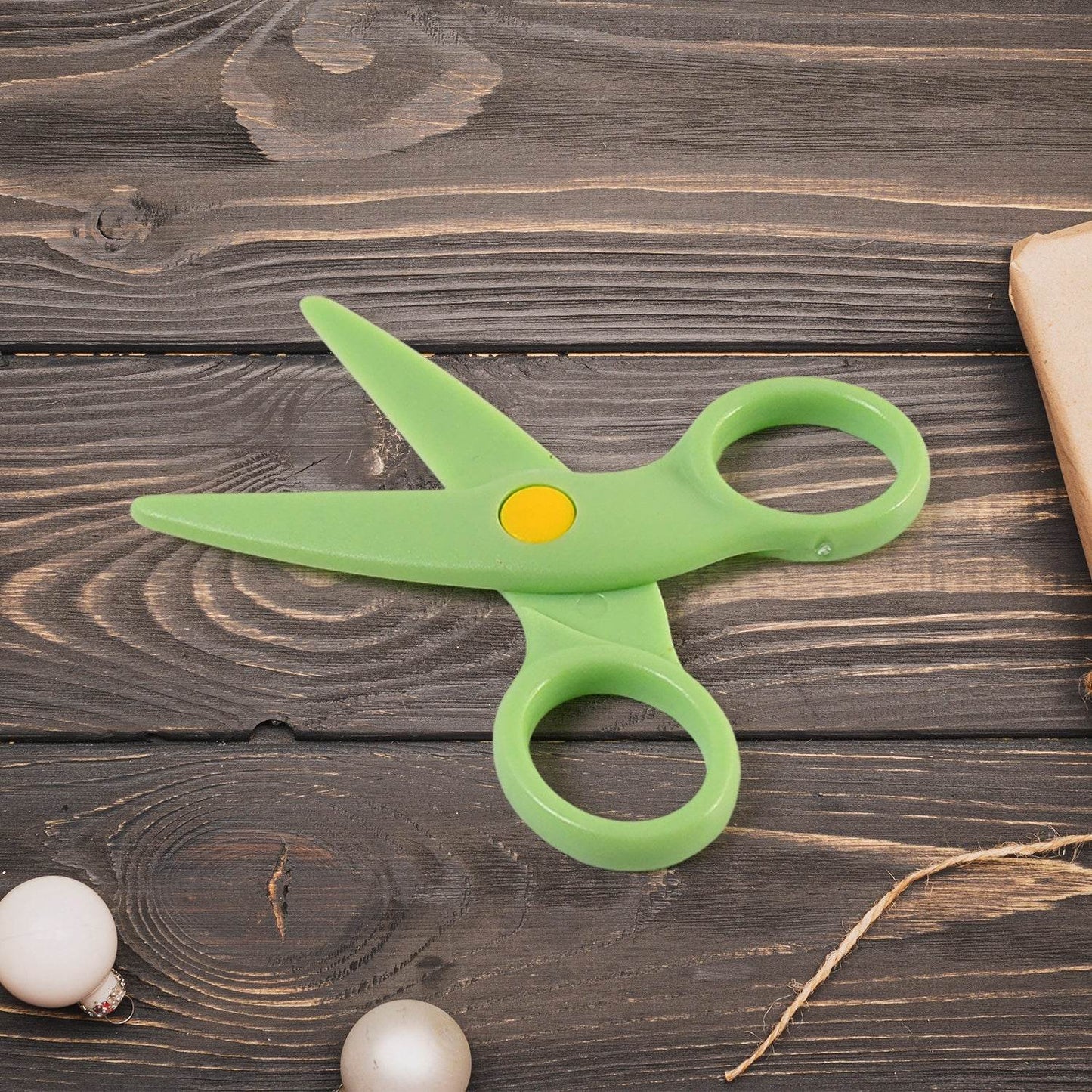 Plastic Safety Scissor, Pre-school Training Scissors (1 Pc) - Gadgetspiremart