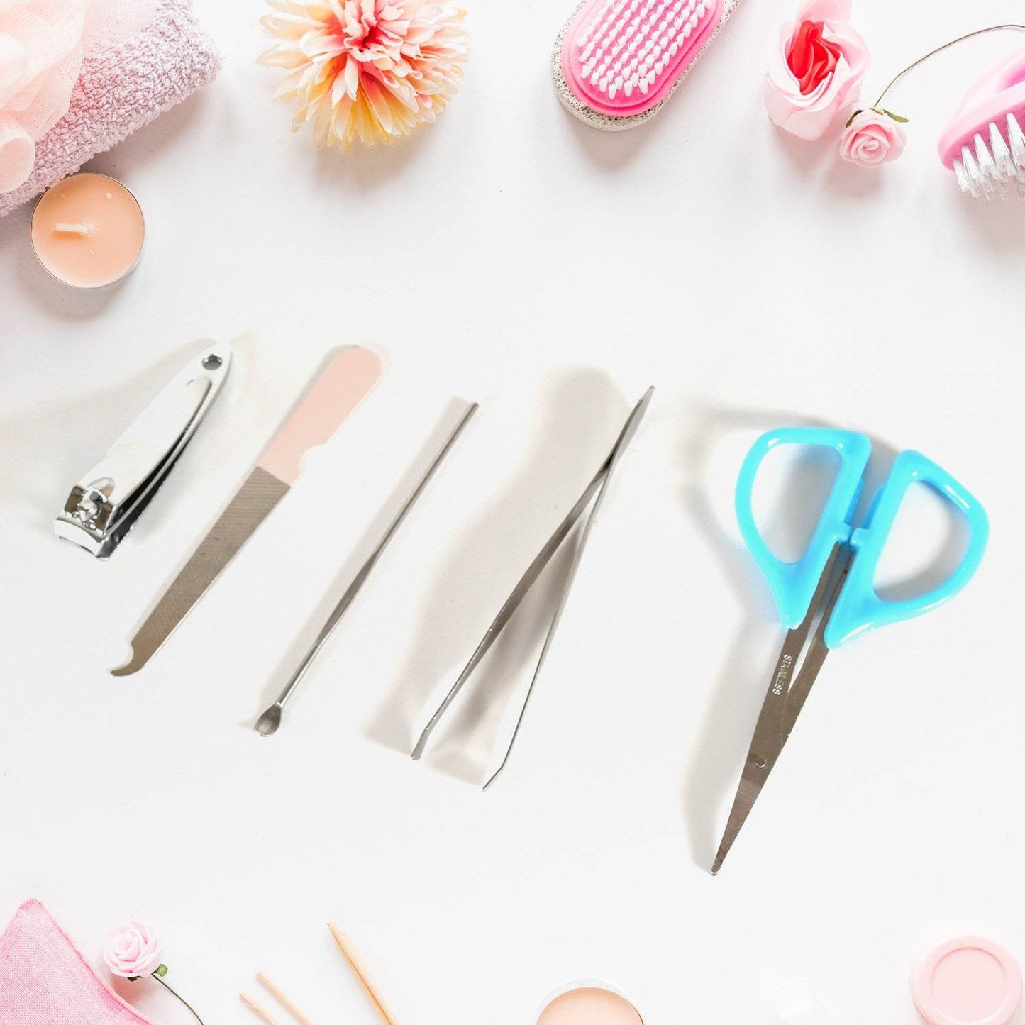 5 IN 1 Stainless Steel Professional Manicure Set, Nail Cutter For Women, Nail Scissors, Luxury Grooming Kit - Gadgetspiremart