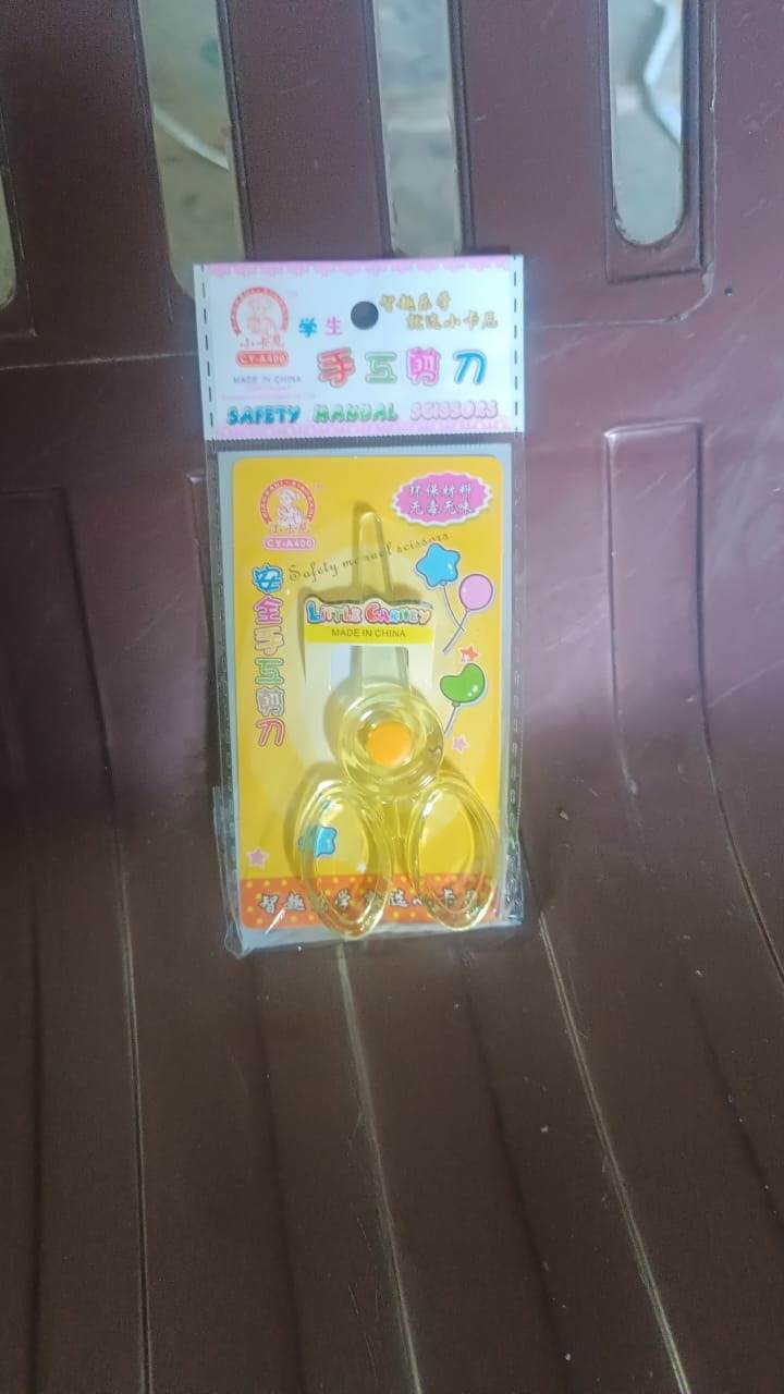 Plastic Child-Safe Scissor (1 Pc / Mix Color) - Gadgetspiremart