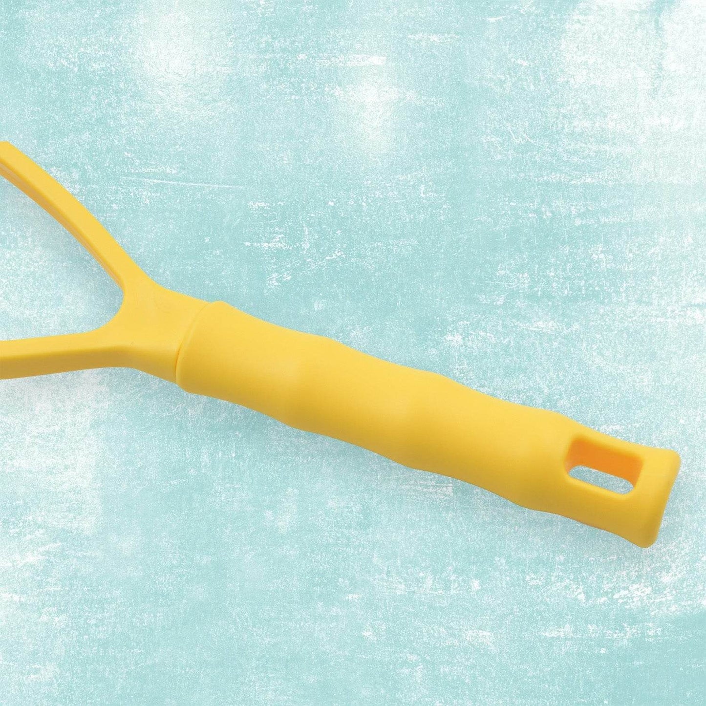 Kitchen Food Masher | Heavy Duty Masher for Fruits, Veggies & Potatoes | Soft Grip Handle (1 Pc) - Gadgetspiremart