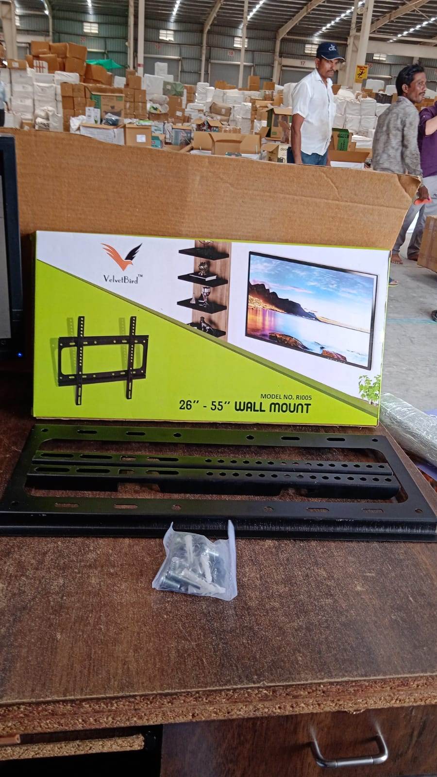 Universal Heavy Duty Adjustable Metal LED LCD TV Wall Mount Bracket - Gadgetspiremart