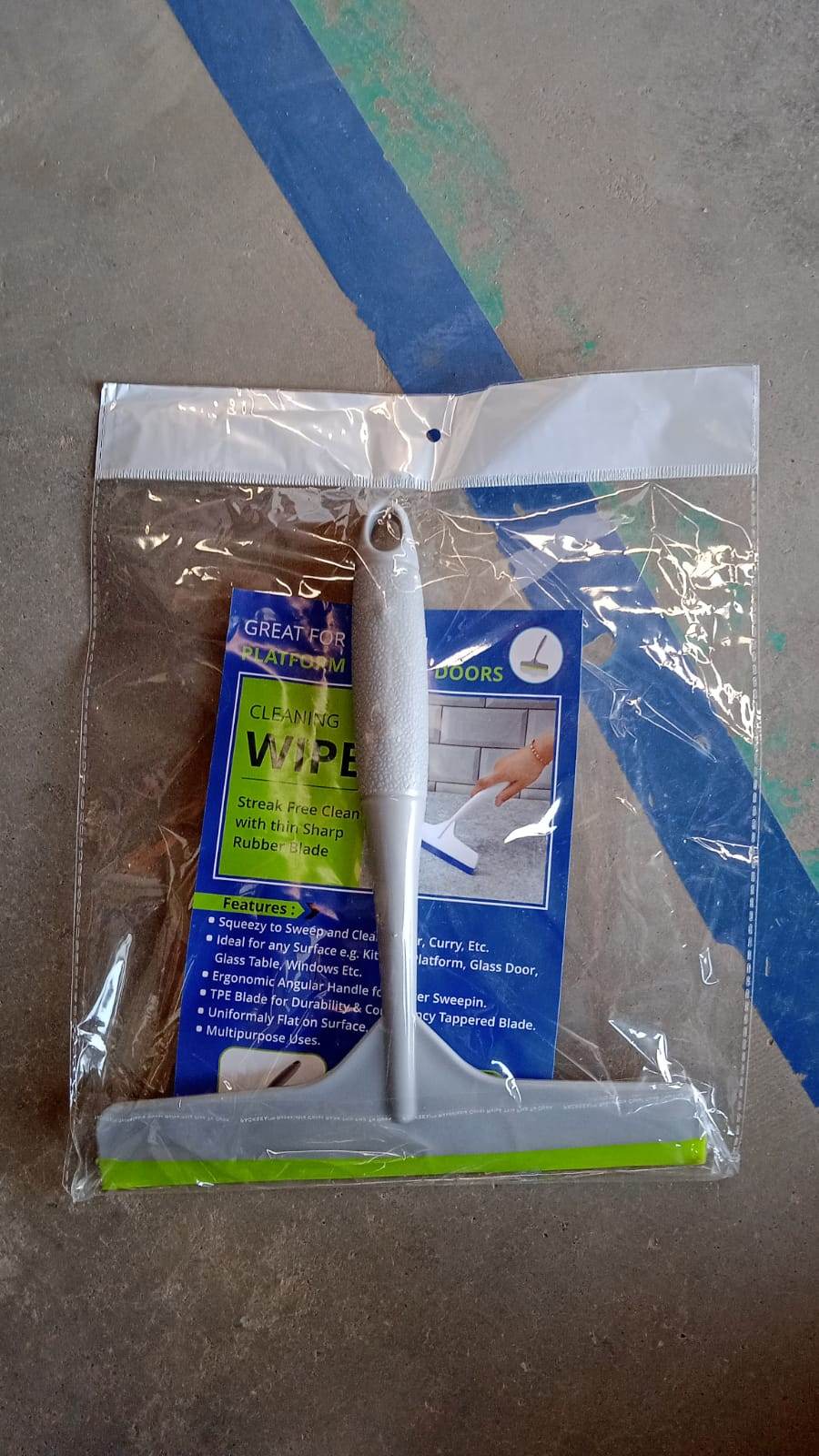 Plastic Kitchen Wiper (Grey / 1 Pc) - Gadgetspiremart